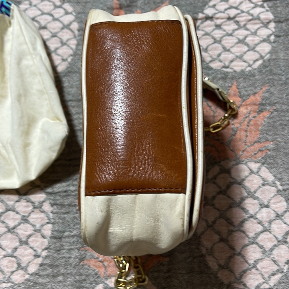 Tory Burch Brown Quilted Crossbody with Cream Trim - Picture 4 of 13
